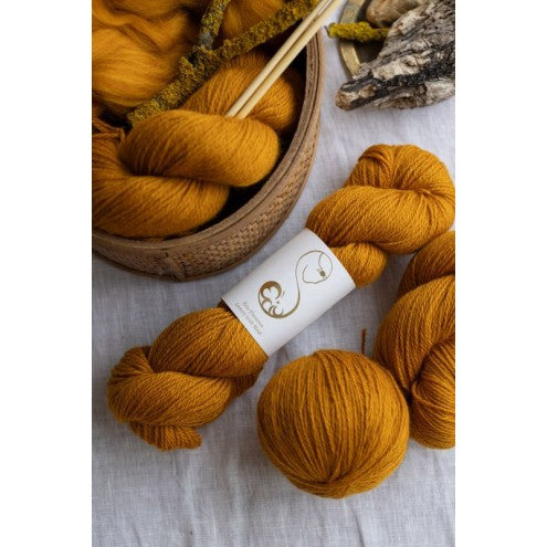 Elements DK Hank