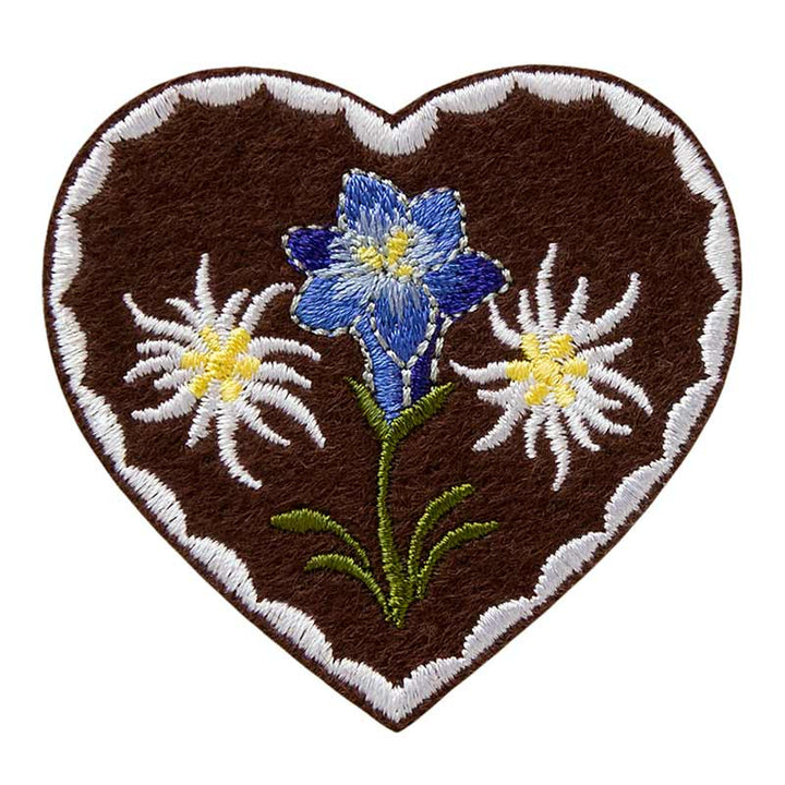 Аппликация традиционный мотив сердце с эдельвейсом